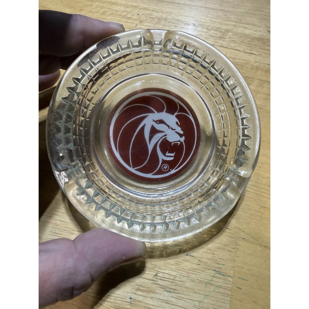 Vintage MGM Grand Casino Glass Ashtray Red Lion Logo 4.5 Inch Las Vegas